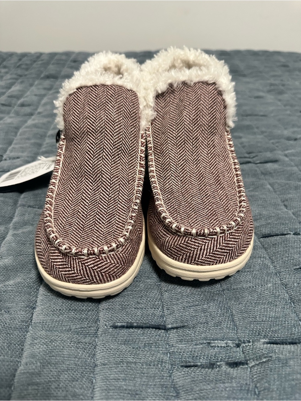Hey Dude Denny Leopard Slip-On Bootie - Picture 4 of 10